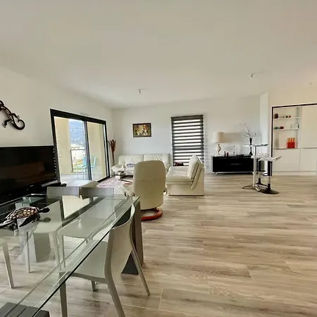 Spacieux Appart- 6pers- Vue Mer- 2 Min De La *