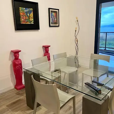 Spacieux Appart- 6pers- Vue Mer- 2 Min De La Appartement Propriano (Corsica)