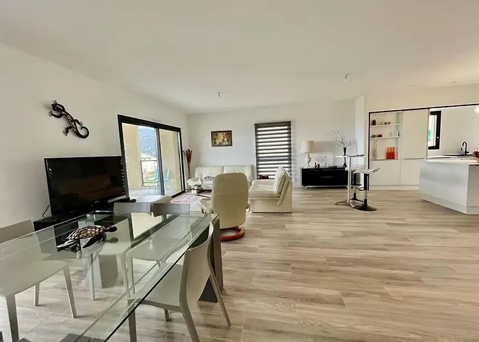 Spacieux Appart- 6pers- Vue Mer- 2 Min De La *